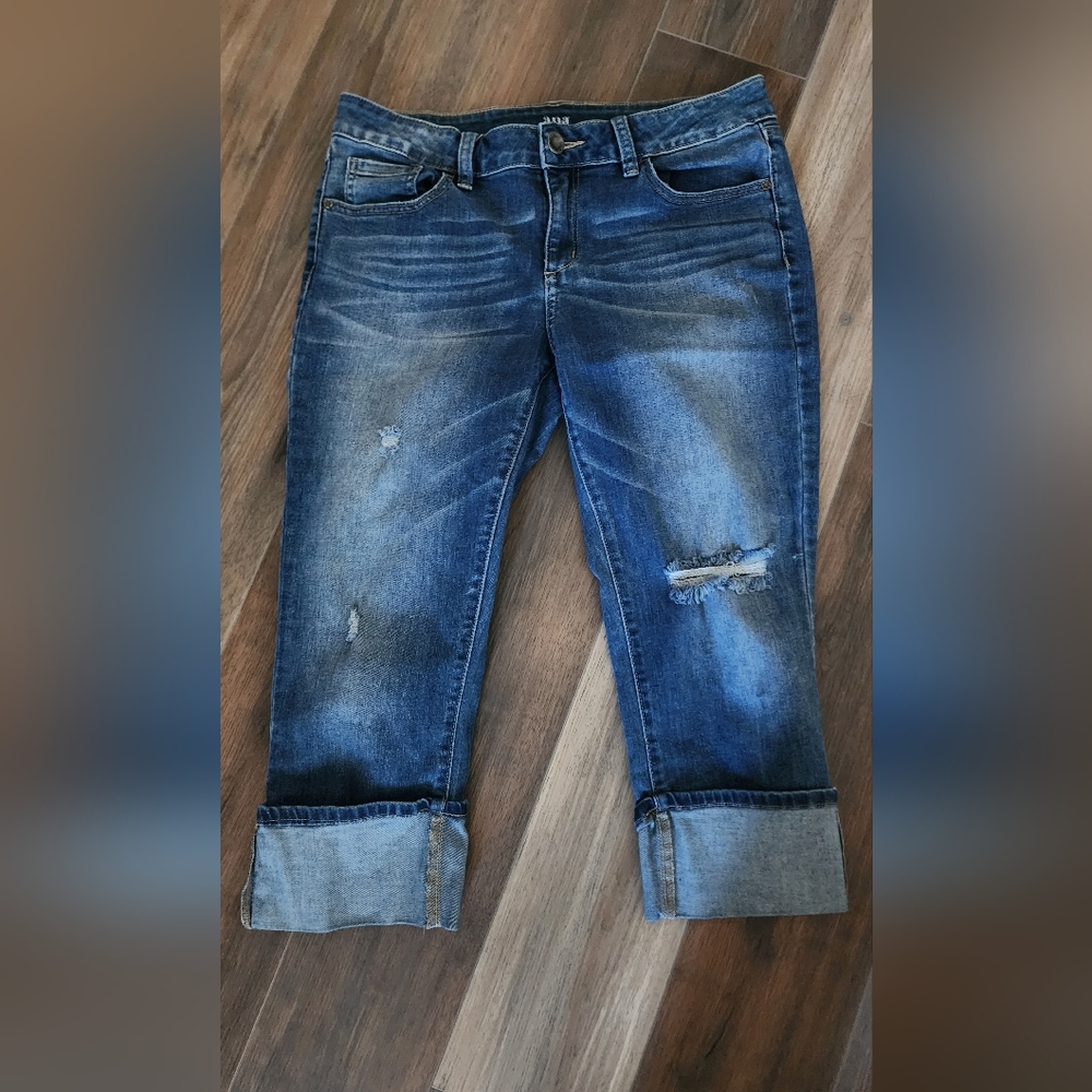 ANA Carpri jeans in size 10
